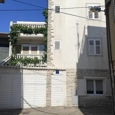 Apartment By The Sea - 23858 Vodice